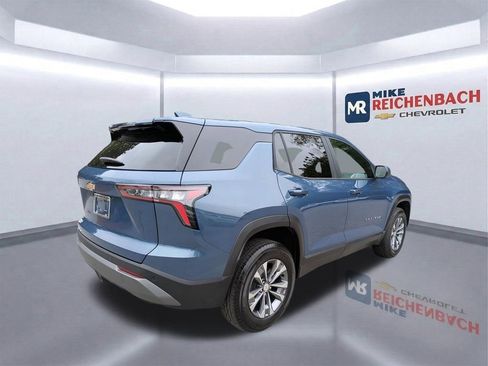 Used 2025 Chevrolet Equinox LT image 4