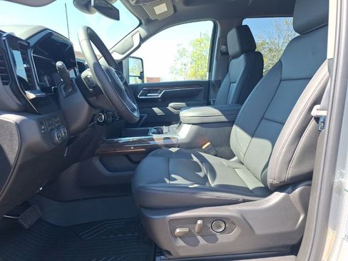 New 2026 Chevrolet Silverado 2500 LT w/ Trail Boss Package image 15