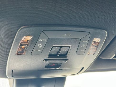 Certified 2026 Toyota Sienna XSE FWD image 21