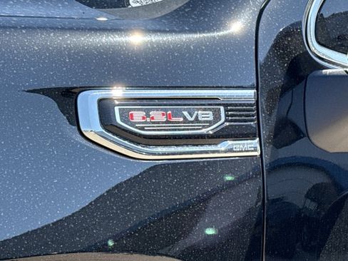 New 2026 GMC Sierra 1500 Denali w/ Denali Reserve Package AWD/4WD image 14