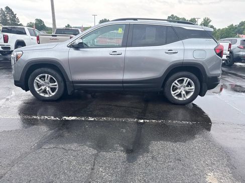 Used 2023 GMC Terrain SLE w/ Driver Convenience Package AWD/4WD image 7