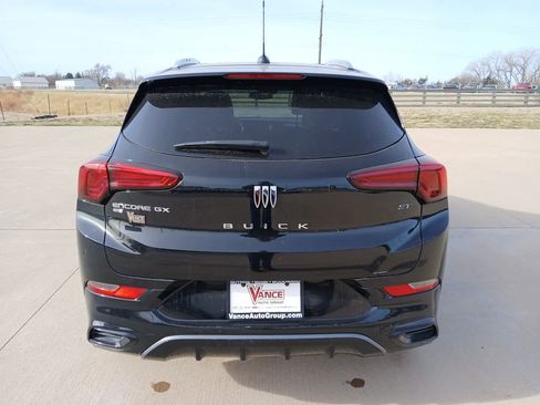 Used 2024 Buick Encore GX Sport Touring w/ Experience Buick Package image 9