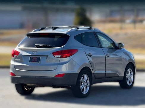 Used 2012 Hyundai Tucson GLS image 9