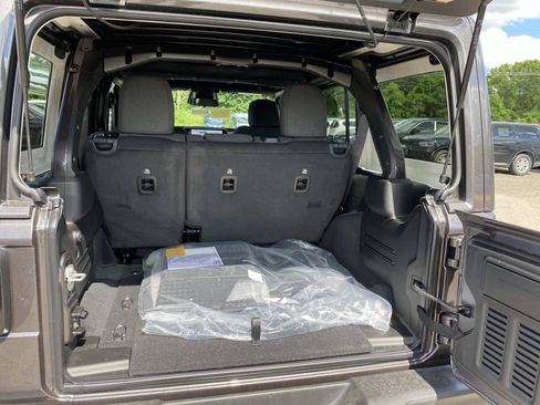 New 2026 Jeep Wrangler Unlimited Sport AWD/4WD image 5