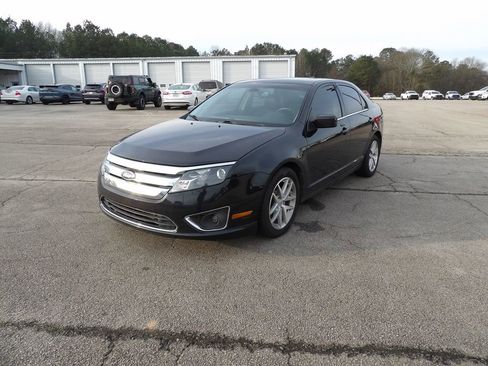 Used 2011 Ford Fusion SEL w/ 302A Rapid Spec Order Code image 4