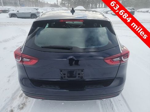 Used 2018 Buick Regal Preferred w/ Sights and Sounds Package image 5