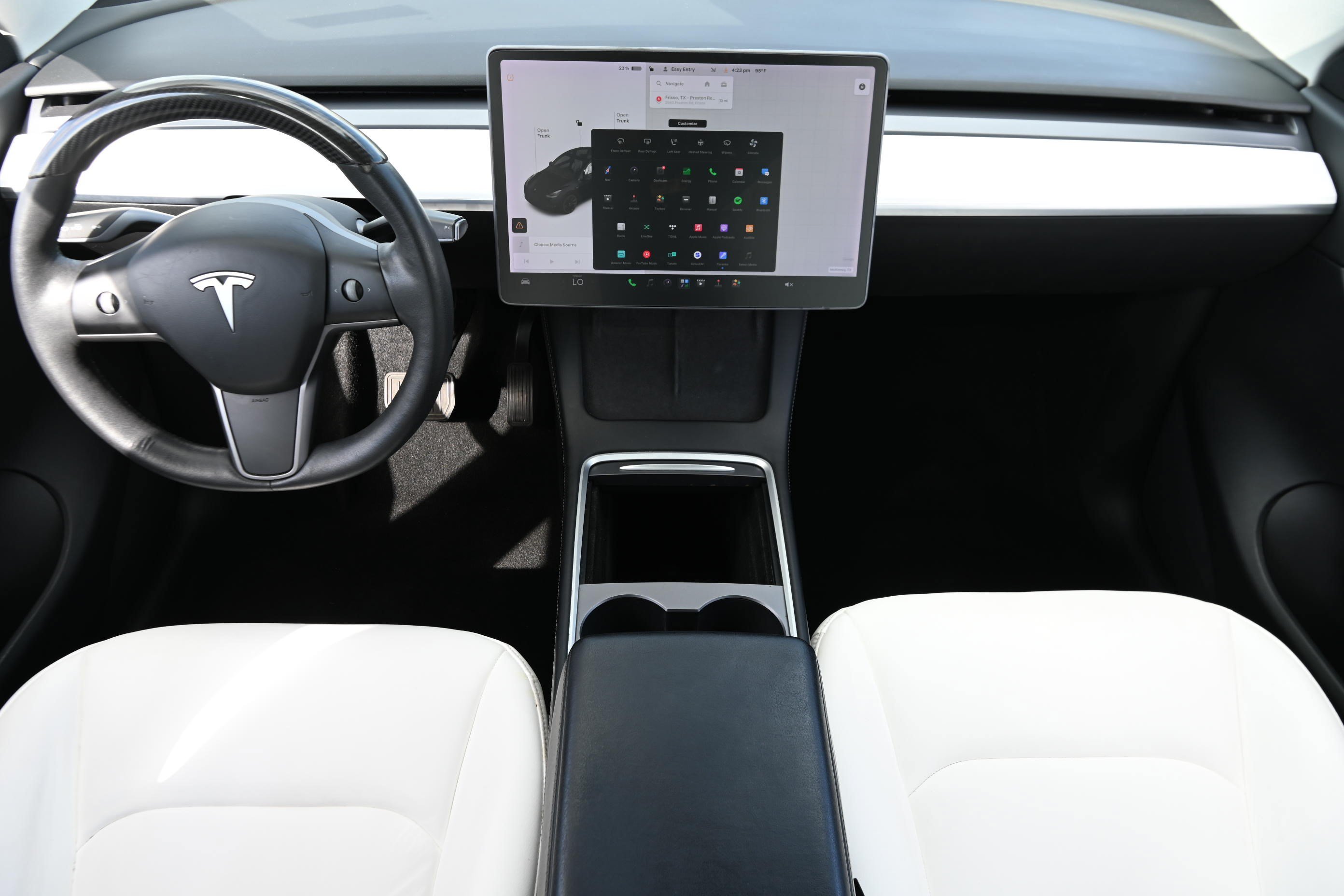 Used 2021 Tesla Model Y Long Range AWD/4WD image 11