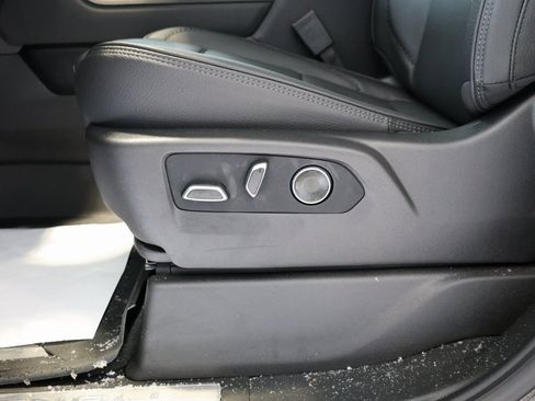 New 2026 GMC Sierra 3500 Denali w/ Denali Reserve Package image 15