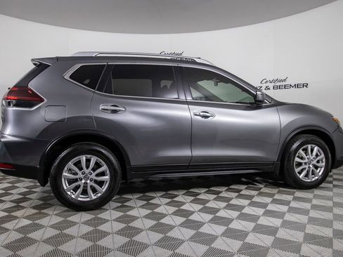 Used 2019 Nissan Rogue SV FWD image 10