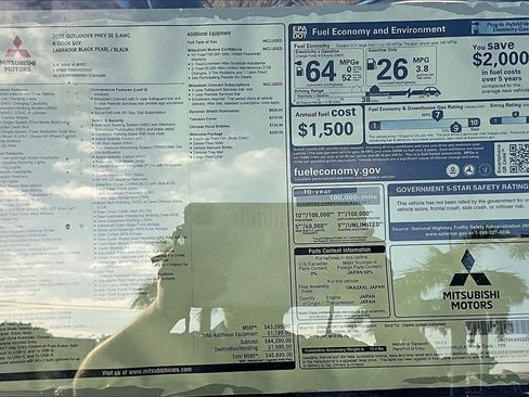 New 2025 Mitsubishi Outlander SE image 14