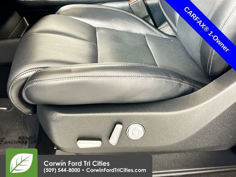 Used 2025 Lincoln Navigator L Reserve image 25