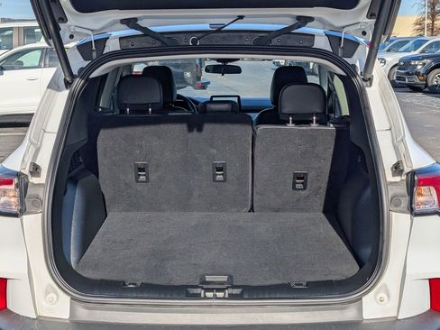 Used 2021 Ford Escape SEL image 7