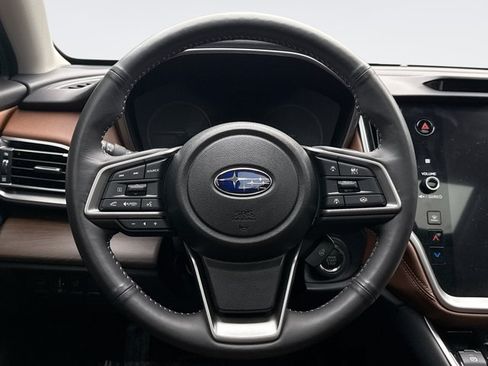 Used 2025 Subaru Outback Touring XT AWD/4WD image 12