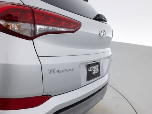 Used 2017 Hyundai Tucson Limited w/ Cargo Package AWD/4WD image 16