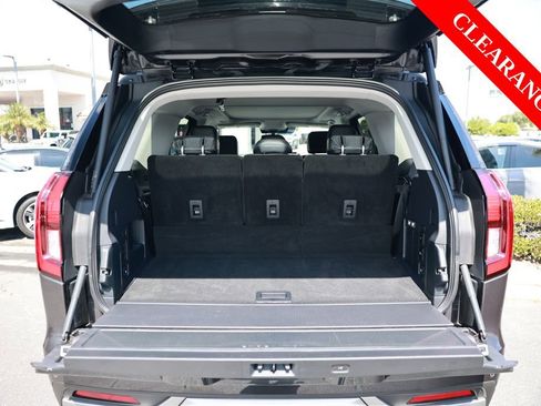 Used 2025 Ford Expedition Platinum w/ Driver's Package AWD/4WD image 37
