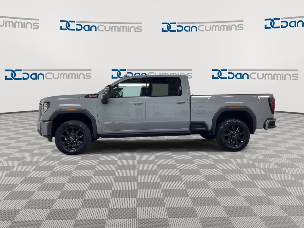 Used 2024 GMC Sierra 2500 AT4 w/ AT4 Premium Plus Package AWD/4WD image 5
