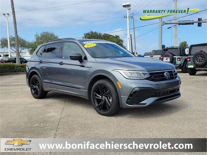 Used 2023 Volkswagen Tiguan SE R-Line