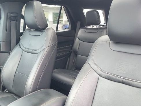 Used 2022 Ford Explorer ST w/ Premium Technology Package image 2