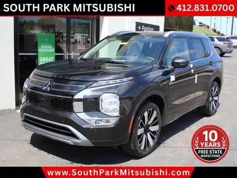 New 2026 Mitsubishi Outlander SEL image 3