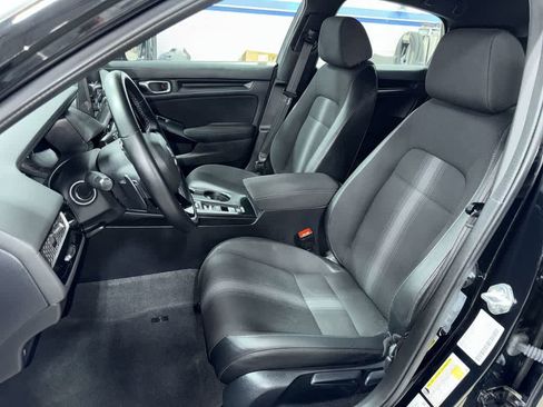 Used 2023 Honda Civic Sport image 14