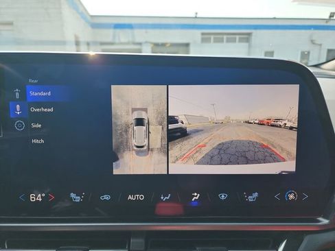 Used 2025 Chevrolet Equinox EV RS image 27