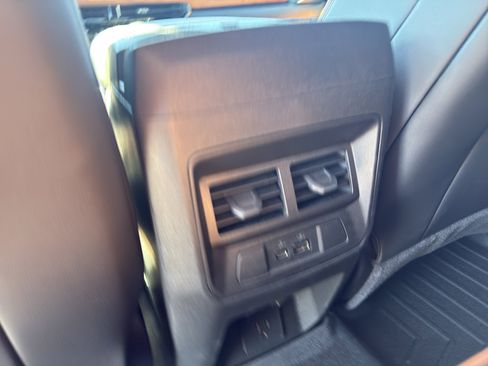Used 2026 GMC Canyon AT4 w/ Technology Plus Package AWD/4WD image 9