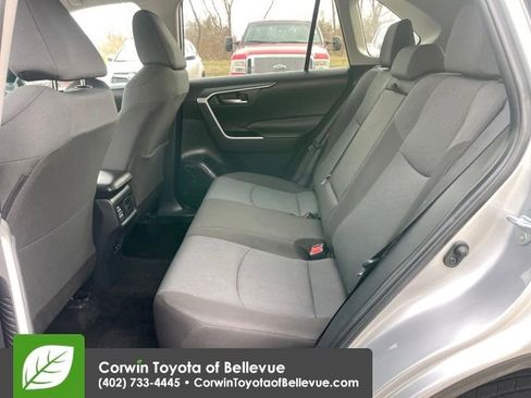 Used 2025 Toyota RAV4 XLE image 26