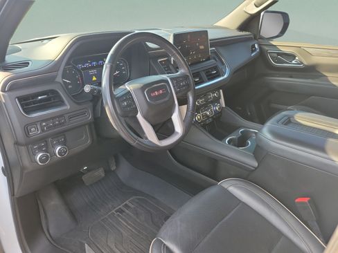Used 2021 GMC Yukon XL SLT w/ SLT Premium Package AWD/4WD image 18