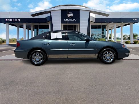 Used 2006 Buick LaCrosse CXL w/ Chrome Appearance Package image 2
