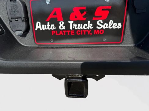 Used 2015 Ford F150 XLT w/ Equipment Group 302A Luxury image 19