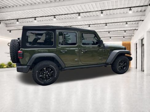 Used 2022 Jeep Wrangler Unlimited Sport AWD/4WD image 14