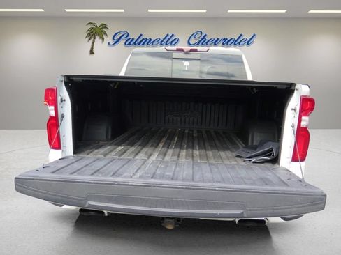 Used 2020 Chevrolet Silverado 1500 High Country w/ Technology Package AWD/4WD image 24