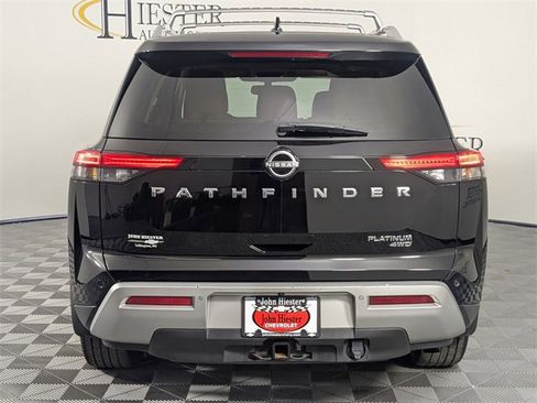 Used 2022 Nissan Pathfinder Platinum w/ Cargo Package image 6