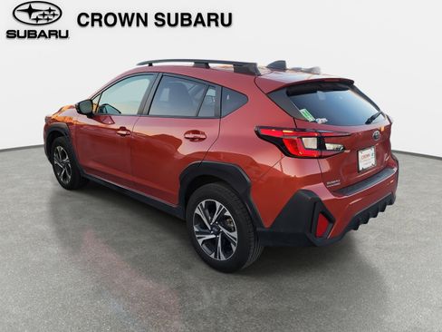 Used 2024 Subaru Crosstrek 2.0i Premium image 3