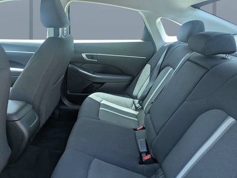 Used 2025 Hyundai Sonata SEL FWD image 12