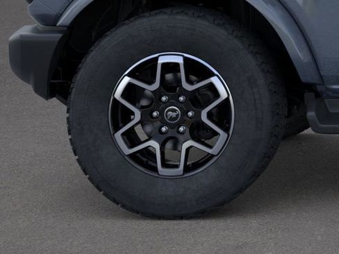 New 2025 Ford Bronco Outer Banks image 23