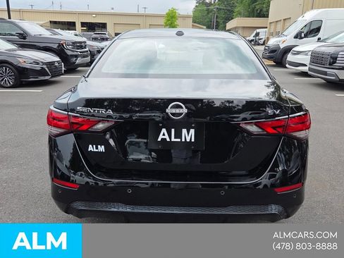 Used 2024 Nissan Sentra SV FWD image 5
