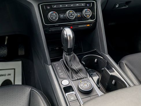 Used 2022 Volkswagen Atlas SE image 54