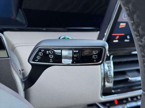 Used 2022 Lincoln Navigator L Reserve AWD/4WD image 26