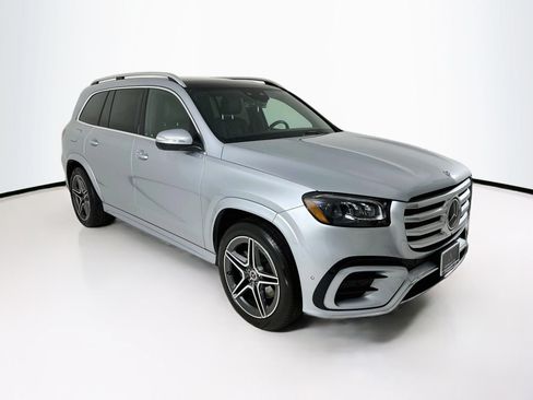 Used 2024 Mercedes-Benz GLS 450 4MATIC image 1