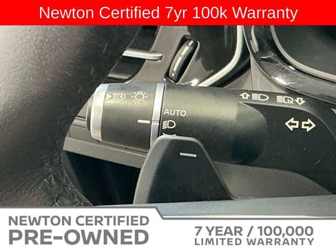 Used 2025 INFINITI QX60 Luxe FWD image 42