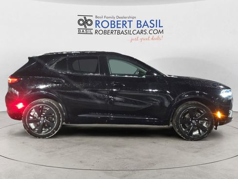 Used 2022 Buick Envision Essence w/ Sport Touring Package image 6