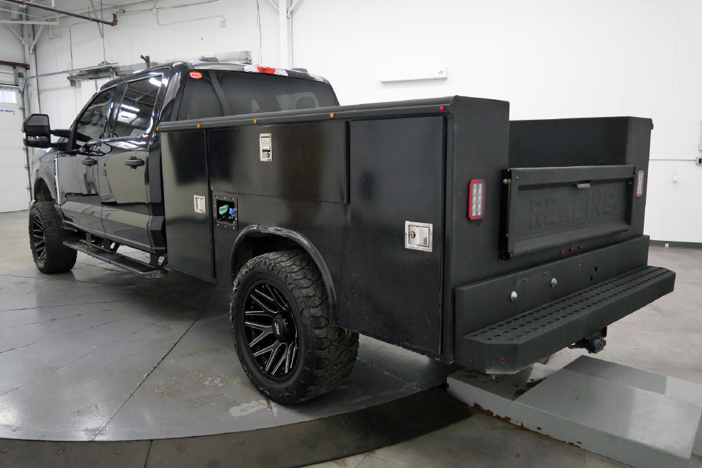 Used 2023 Ford F350 XLT w/ Snow Plow Prep Package AWD/4WD image 6