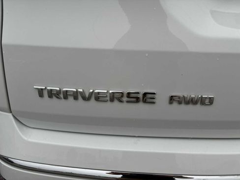 Certified 2022 Chevrolet Traverse High Country image 33