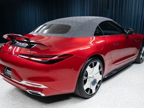New 2026 Mercedes-Benz Maybach SL 680 image 5