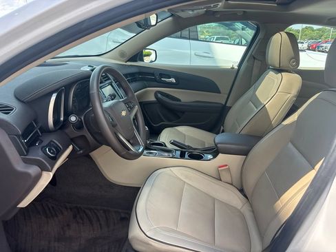 Used 2015 Chevrolet Malibu LTZ FWD image 6