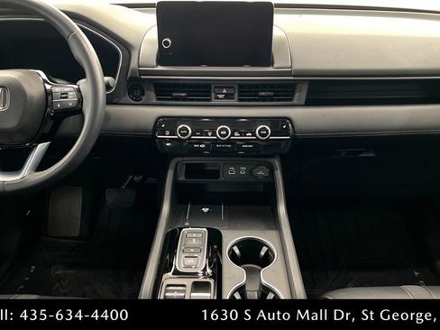 Used 2023 Honda Pilot Touring image 13
