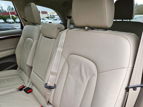 Used 2014 Audi Q7 3.0T Premium Plus w/ Premium Plus Package image 16