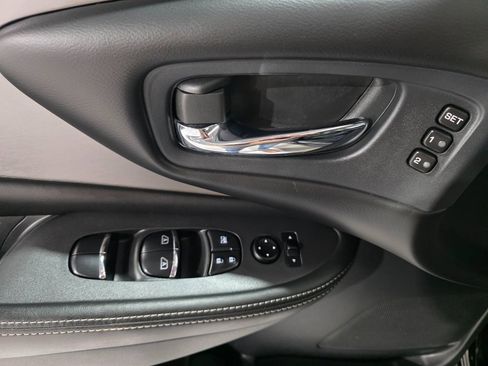 Used 2019 Nissan Murano SL image 17