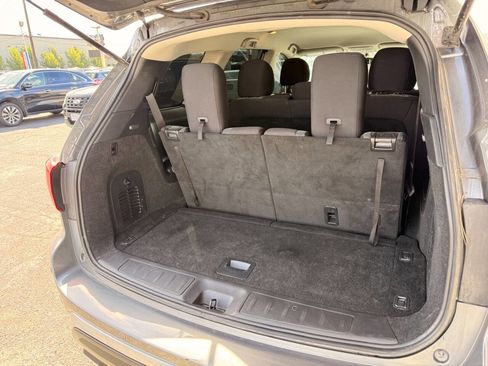 Used 2020 Nissan Pathfinder S AWD/4WD image 5